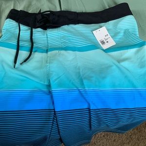Men’s brand new swim trunks!